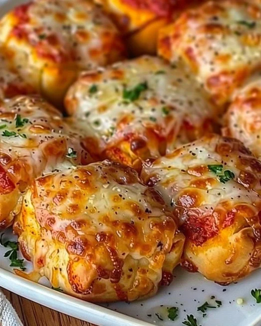 Crispy Air Fryer Pizza Rolls 2 Plate of crispy air fryer pizza rolls for a tasty snack